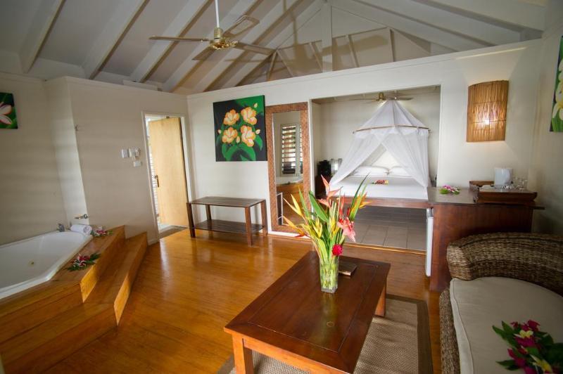 Erakor Island Resort & Spa Port Vila Exterior photo